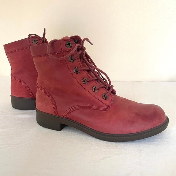 Kodiak Canada's Red womens waterproof leather boots size 8 - Picture 1 of 15